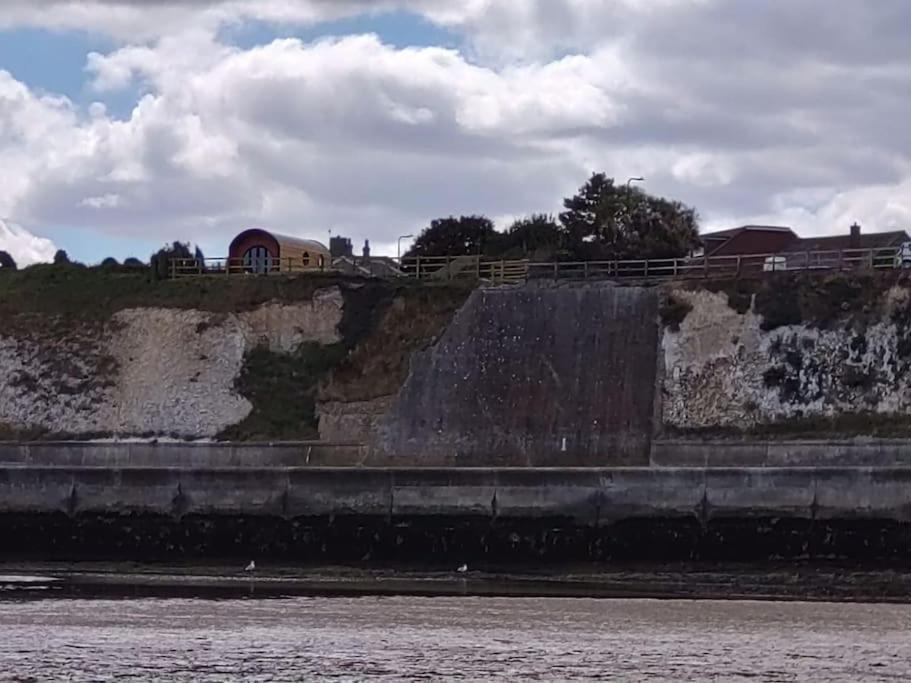 Spring Tide Cliff Top Glamping Pod With Direct Sea Views Birchington-on-Sea Esterno foto